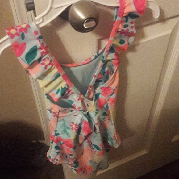 Girl's Swim suit NWT - Picture 2 of 3